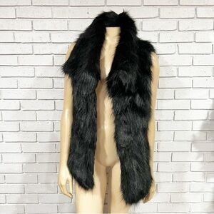 Chic Black Faux Fur Vest